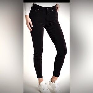 Citizens of Humanity Rocket high rise skinny velour jeans In black color size 29